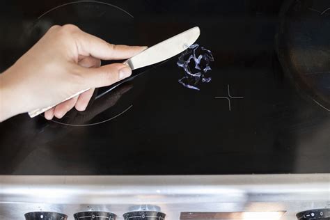 How to Get Burnt Plastic Off Glass Stove: A Comprehensive Guide and the Curious Case of Kitchen Alchemy